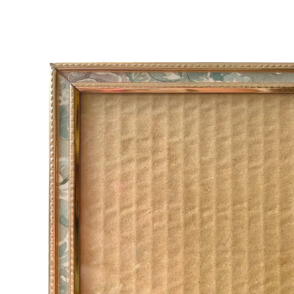 Vtg gold art nouveau regency 4x6 Picture Frame Ornate Etched filigree scroll